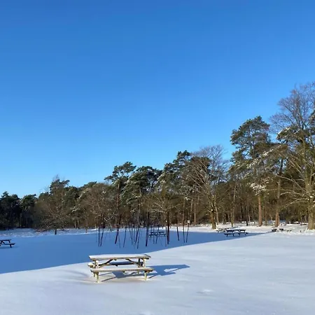 Prázdninový dům In Leenderbos Near Nature Reserve, Cleaning Included